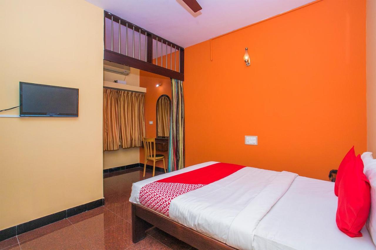 Hotel Priyanka Residency Bangalore Exterior foto